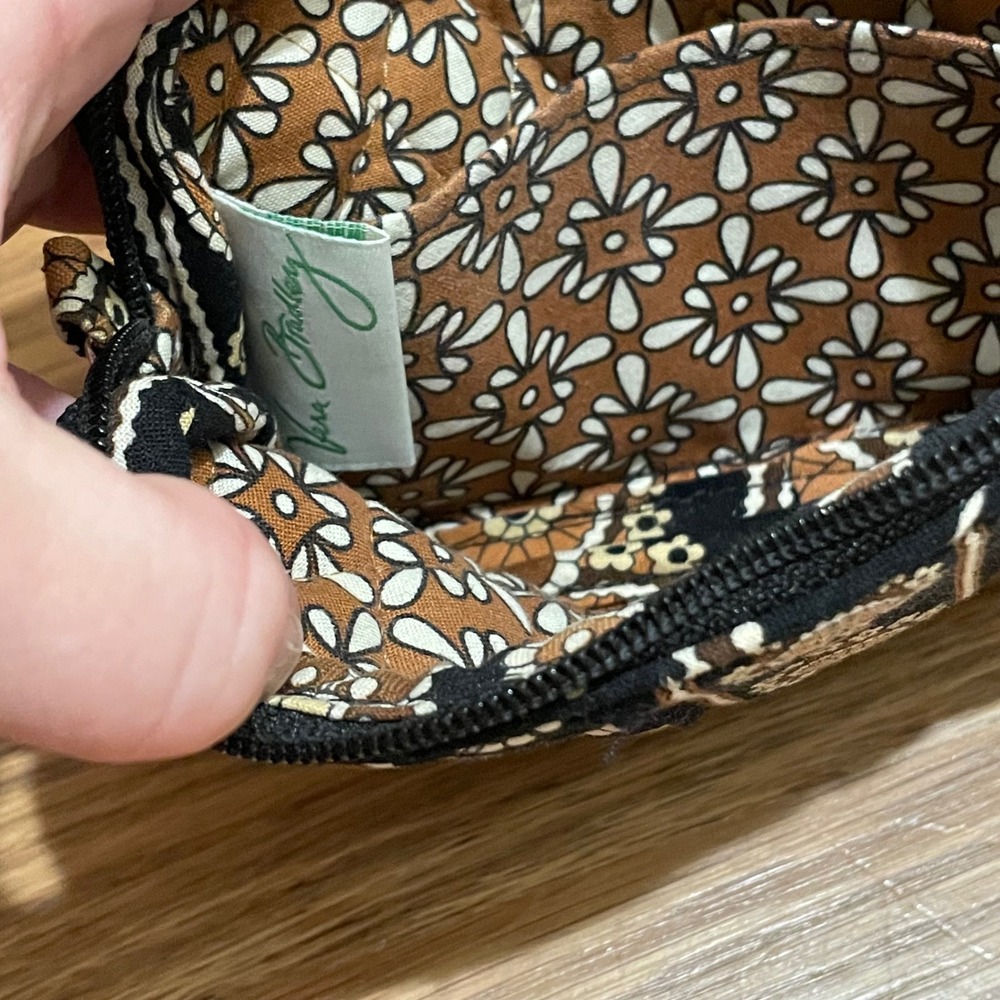 Vera Bradley Zip Wristlet Clutch Black Paisley Brown Floral Pouch Wallet - Picture 5 of 5